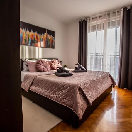 Apartman Elly 슬라본스키브로드 외부 사진