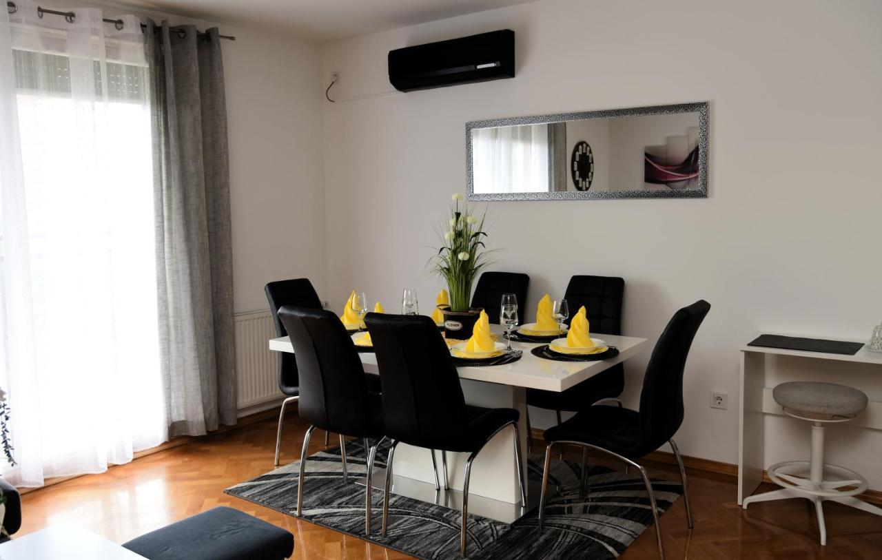 Apartman Elly 슬라본스키브로드 외부 사진