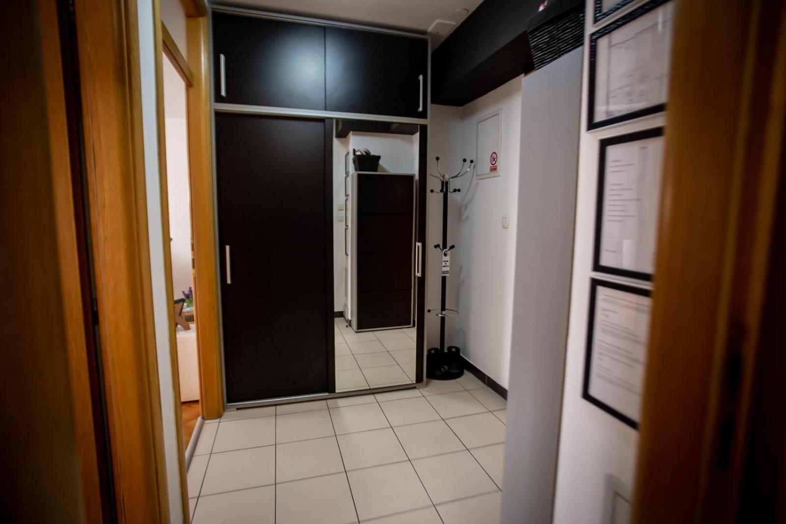 Apartman Elly 슬라본스키브로드 외부 사진